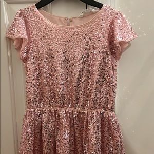 Girls H&M sequined flutter sleeve dress in pink size 8/9